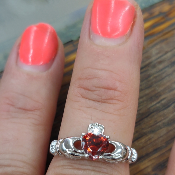 Claddah rings - 6.5-7 red, green, blue marked 925